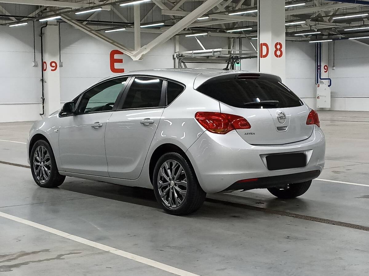 Opel Astra, 2011 - 131 802 км. | Фото №7