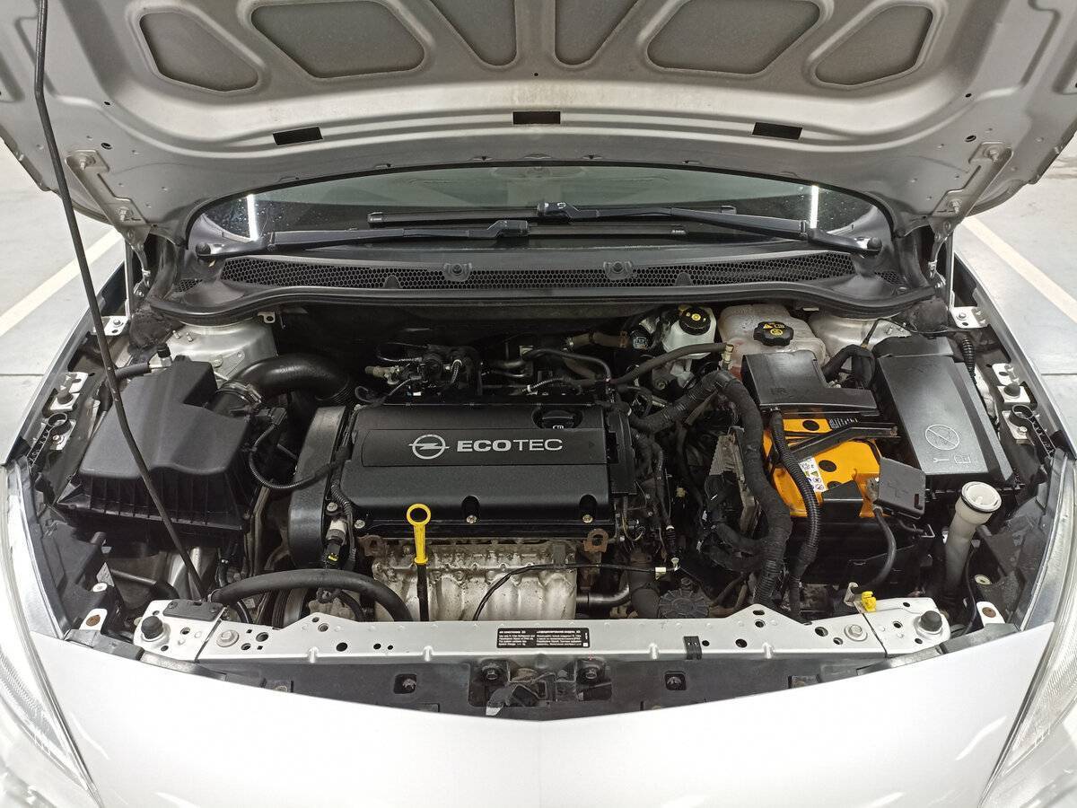 Opel Astra, 2011 Фото №9