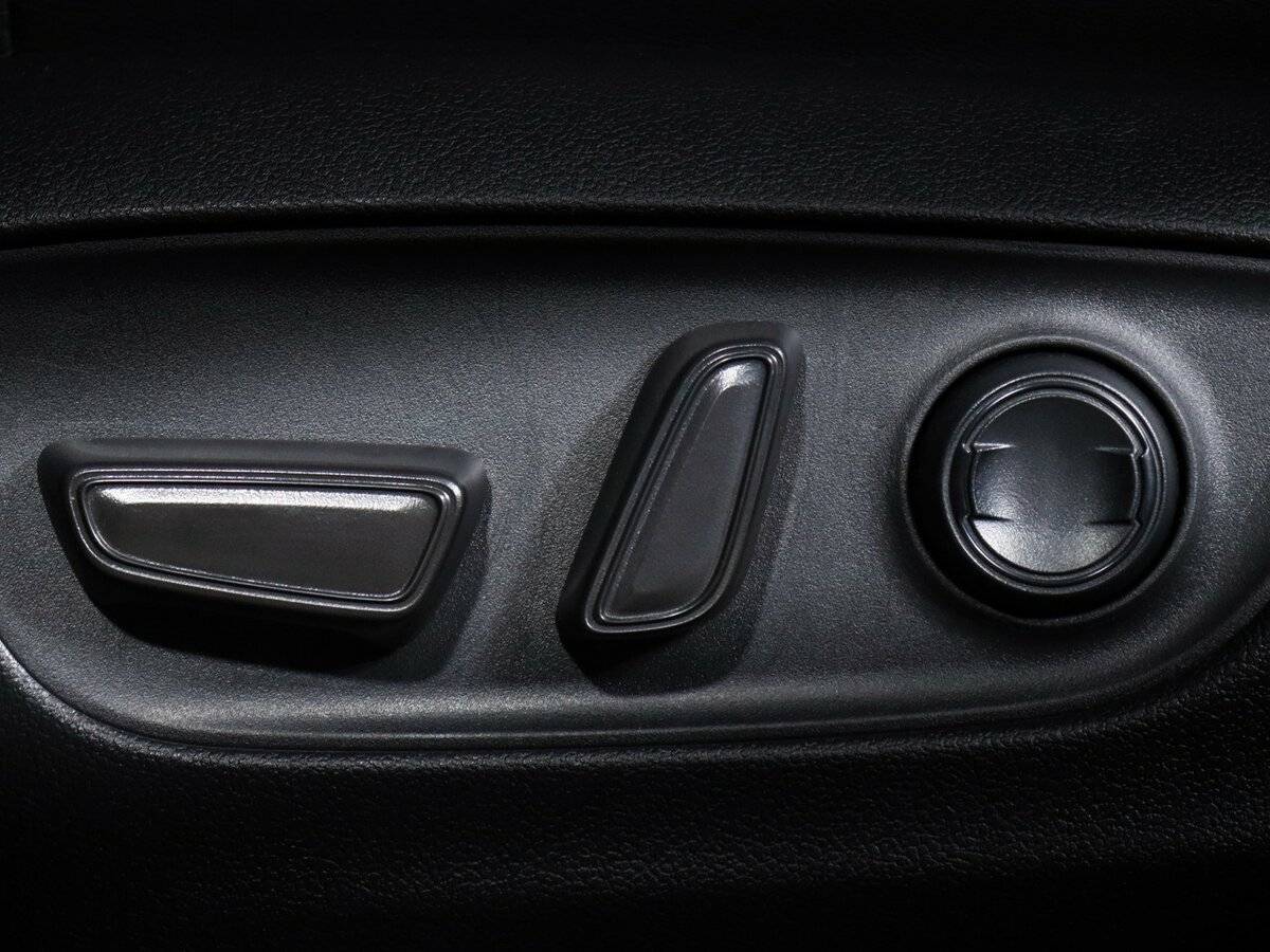 Toyota Land Cruiser, 2021 Фото №19