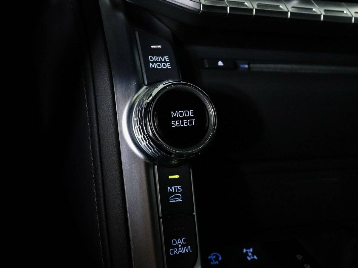 Toyota Land Cruiser, 2021 Фото №26