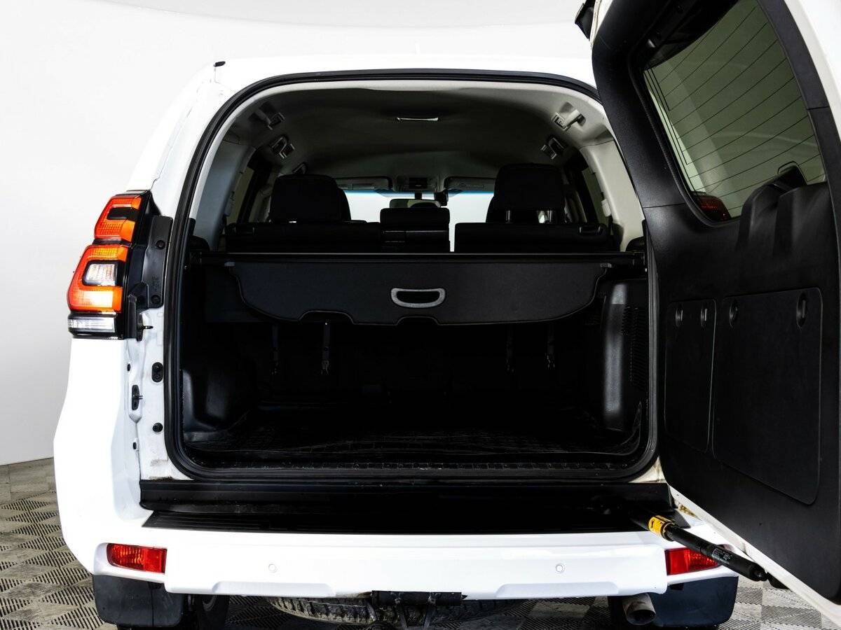 Toyota Land Cruiser Prado, 2018 Фото №22