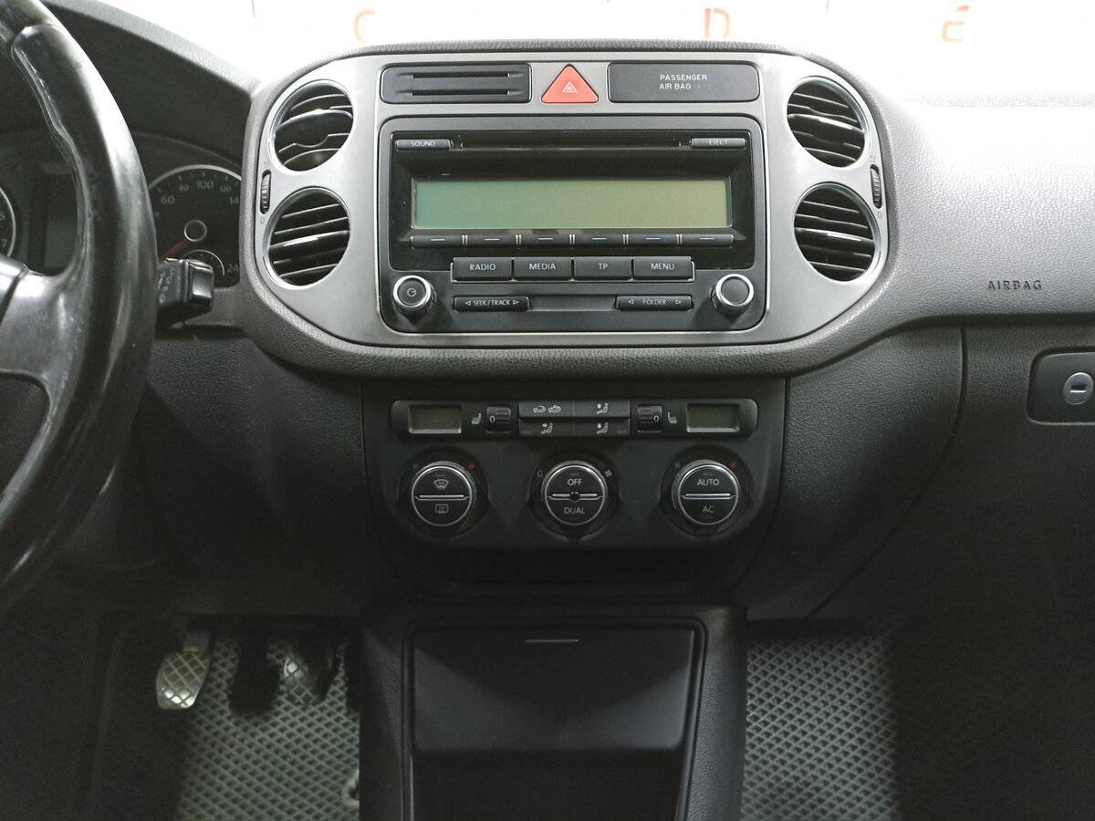 Volkswagen Tiguan, 2009 Фото №15