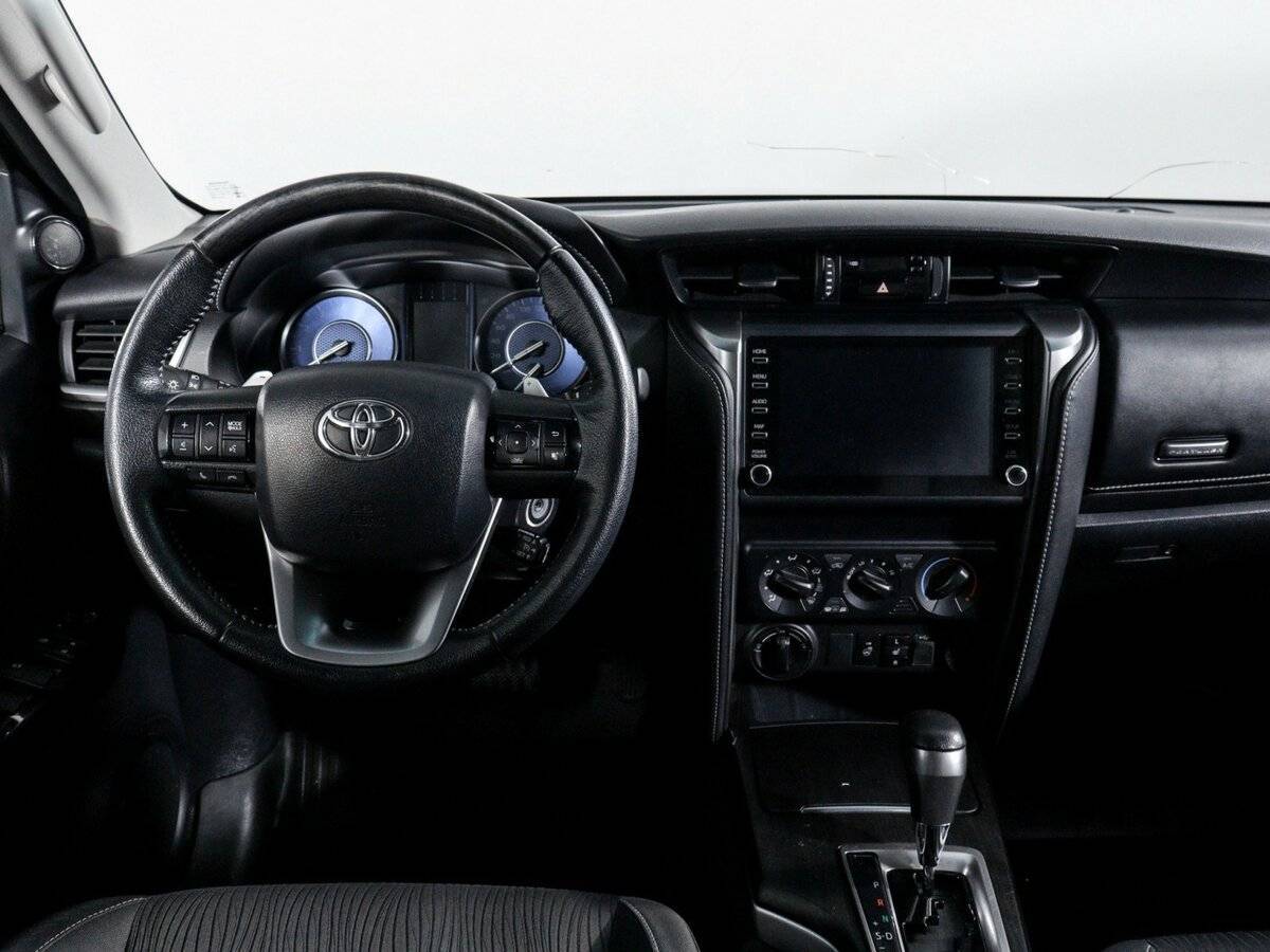 Toyota Fortuner, 2021 Фото №7