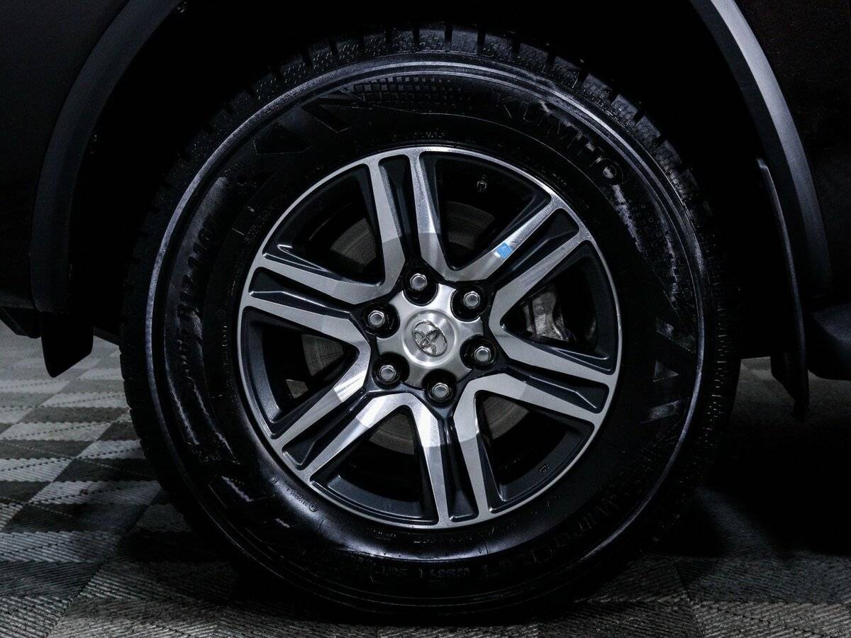 Toyota Fortuner, 2021 Фото №9