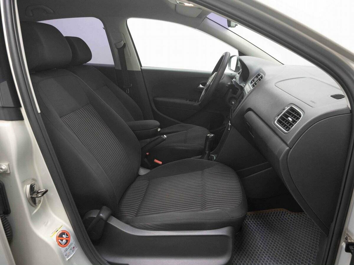 Volkswagen Polo, 2011 Фото №12