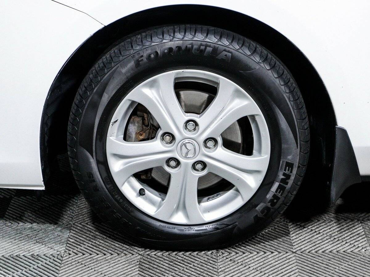 Mazda 3, 2011 Фото №15