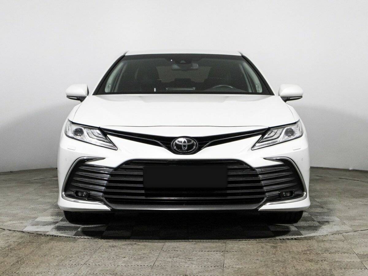 Toyota Camry, 2022 - 65 858 км. | Фото №2