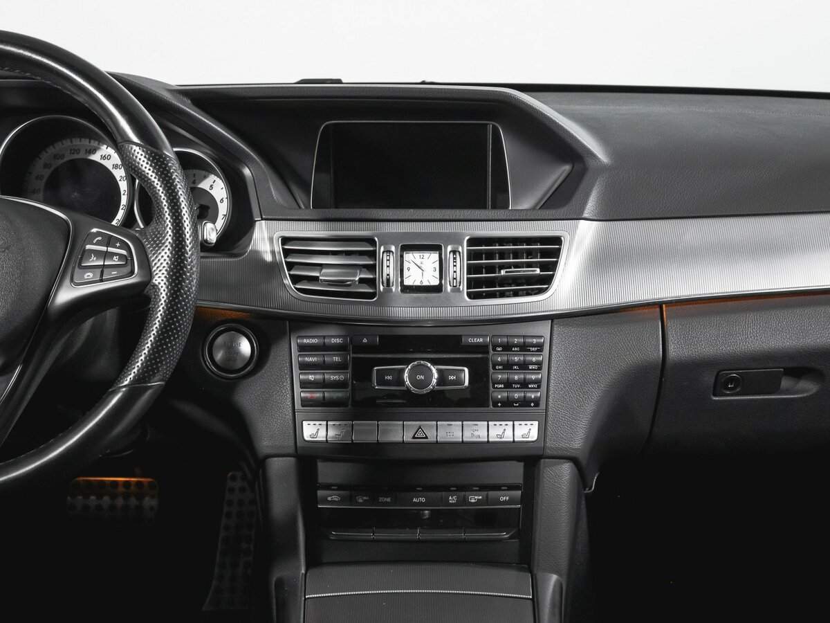 Mercedes-Benz E-Класс 300, 2014 Фото №13