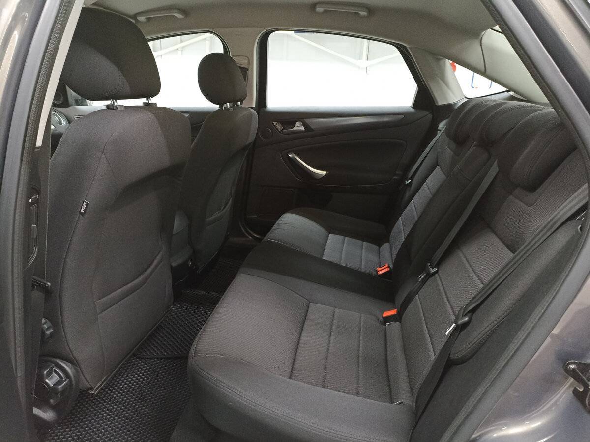 Ford Mondeo, 2011 Фото №12