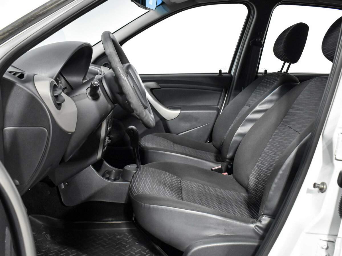 Renault Logan, 2011 Фото №10