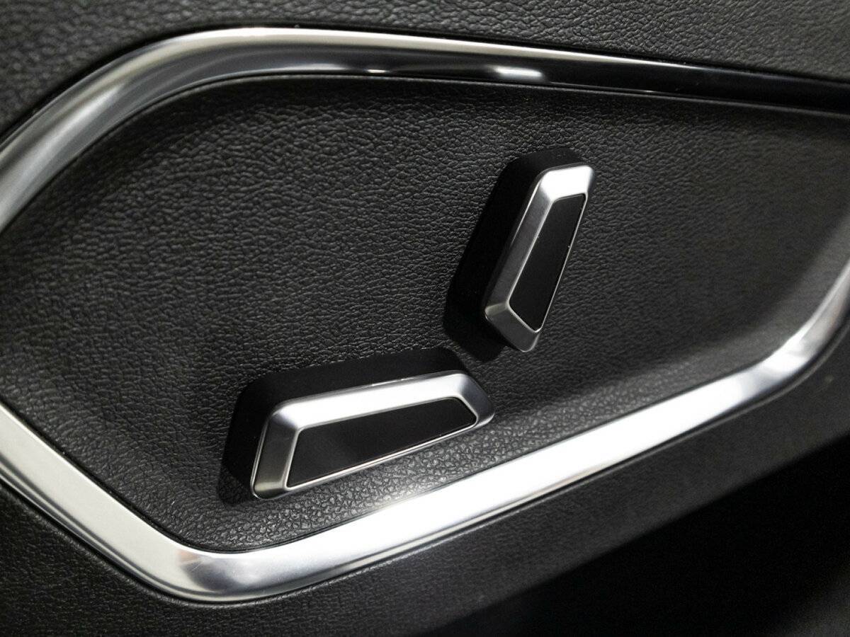 Geely Atlas Pro, 2024 Фото №17