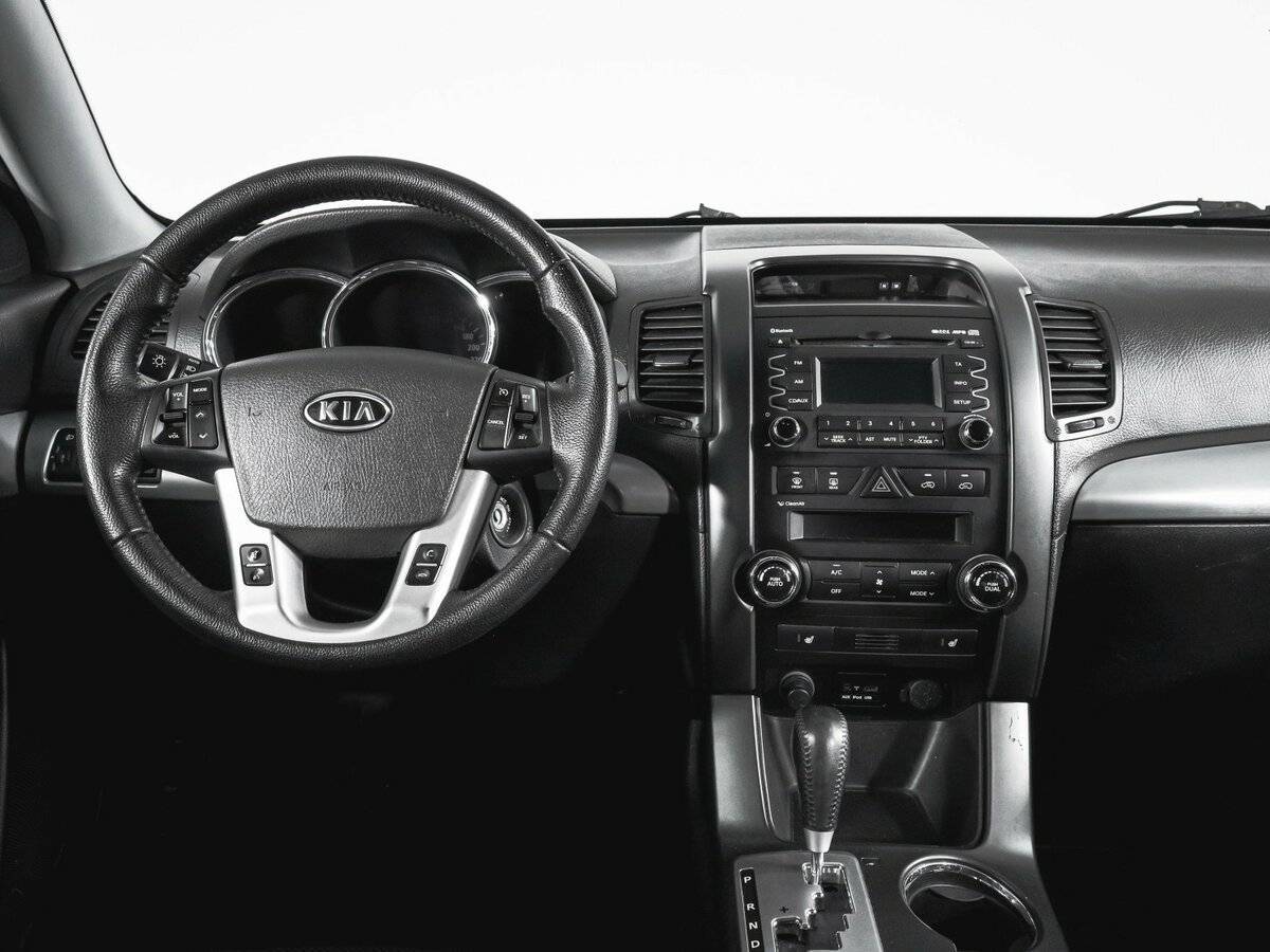 Kia Sorento, 2011 Фото №12