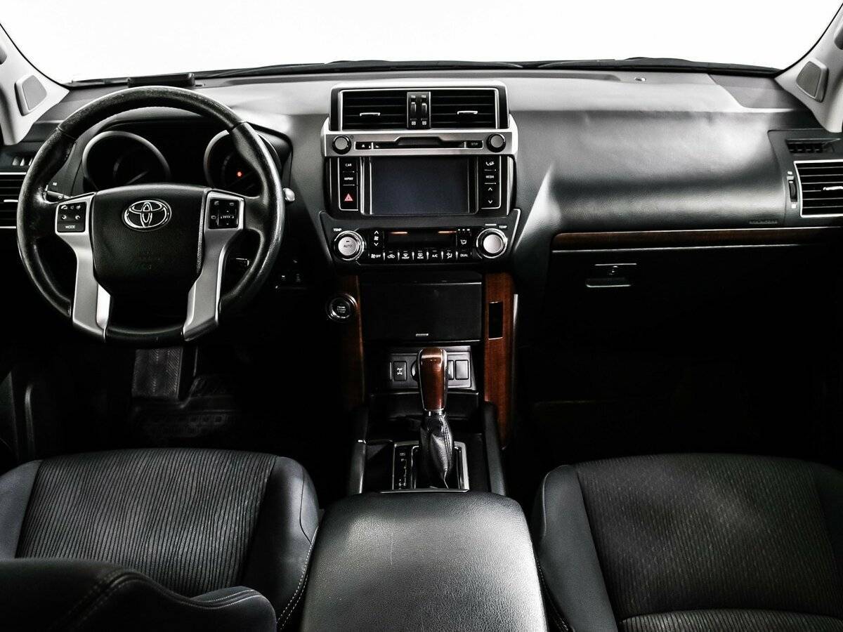 Toyota Land Cruiser Prado, 2016 Фото №11