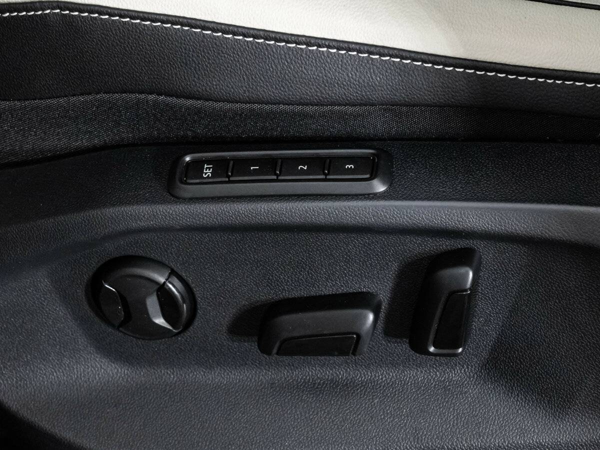 Volkswagen Tiguan, 2020 Фото №18