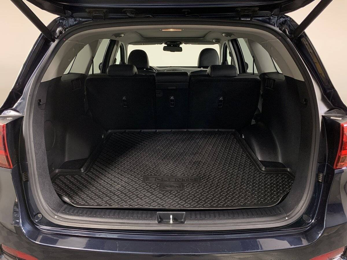 Kia Sorento, 2018 Фото №20