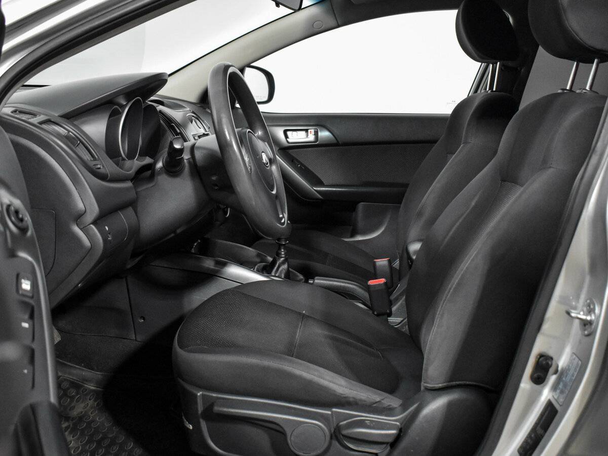 Kia Cerato 6-speed, 2010 Фото №10