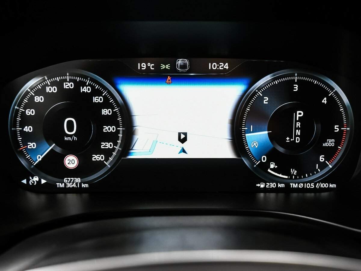 Volvo XC60, 2021 Фото №10