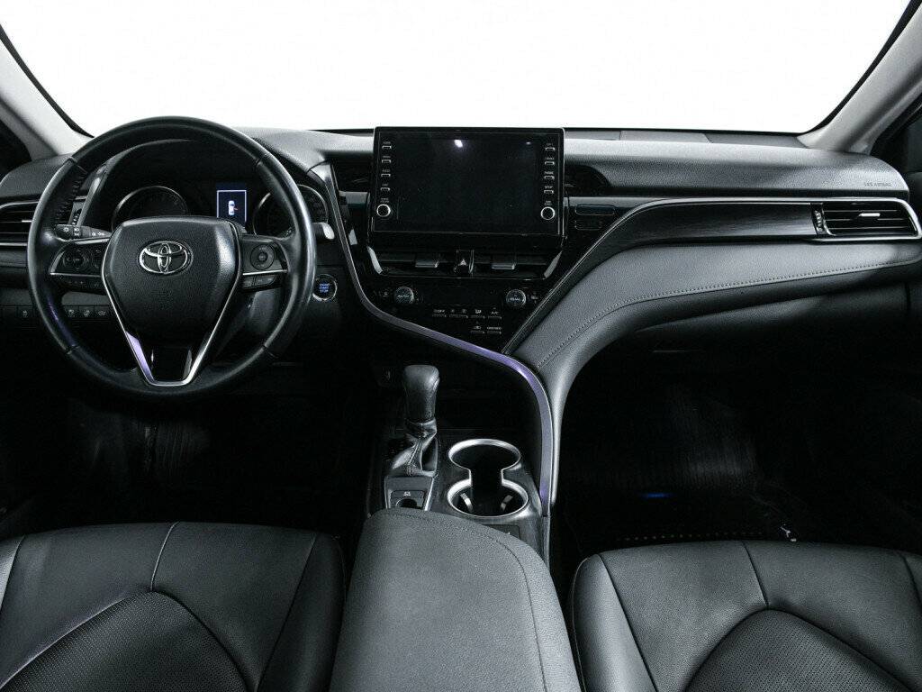 Toyota Camry, 2021 Фото №11