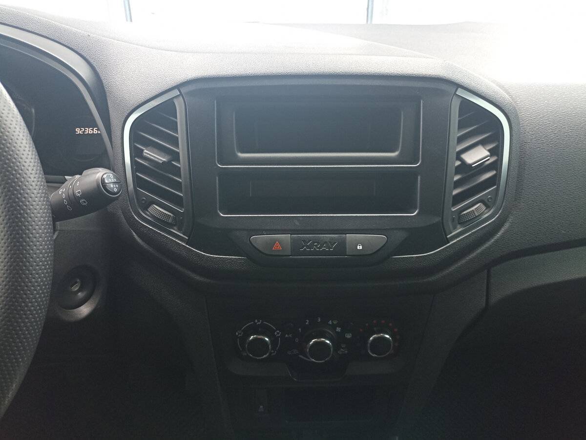 Lada (ВАЗ) XRAY, 2021 Фото №15