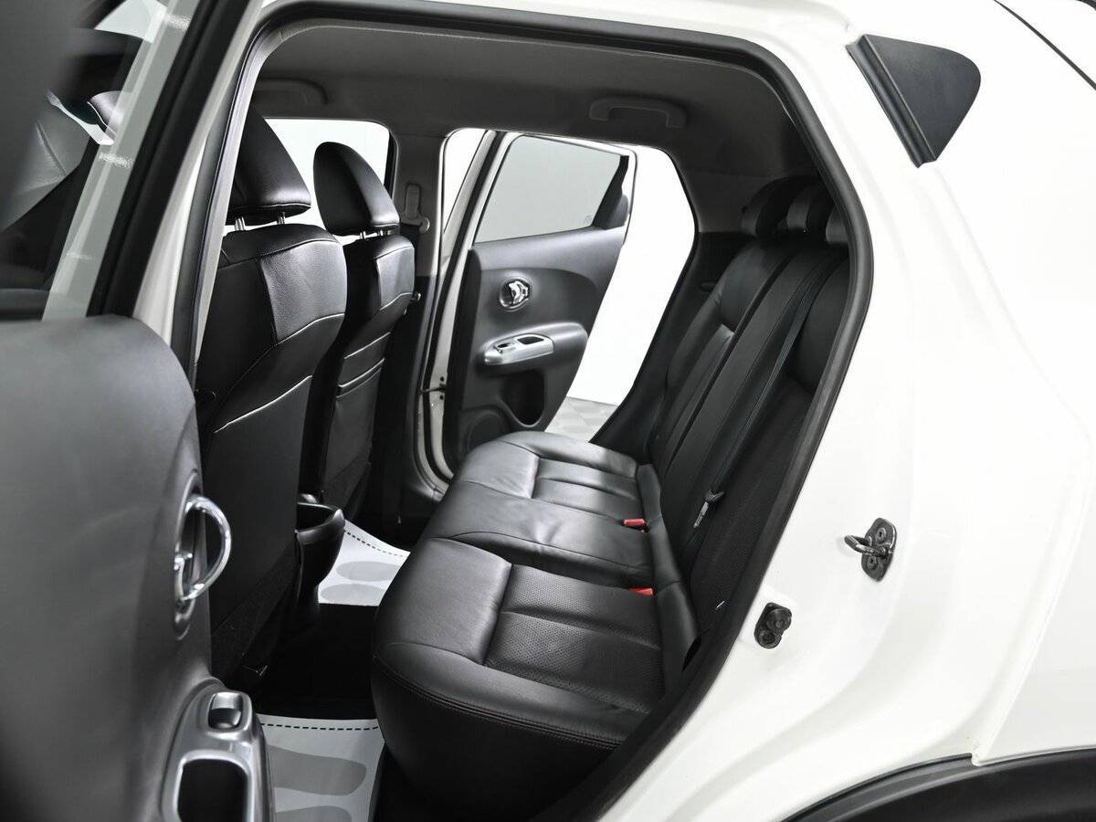 Nissan Juke, 2011 Фото №16