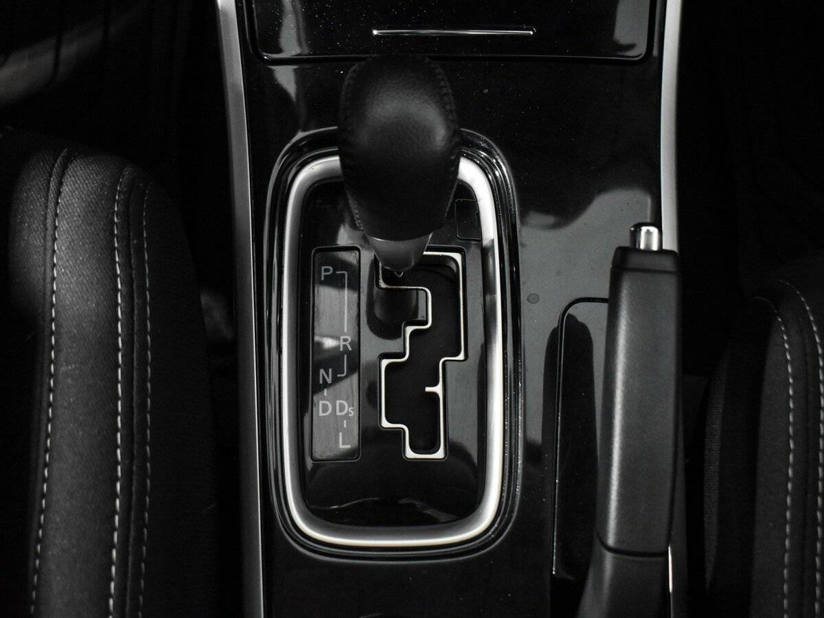 Mitsubishi Outlander, 2018 Фото №11