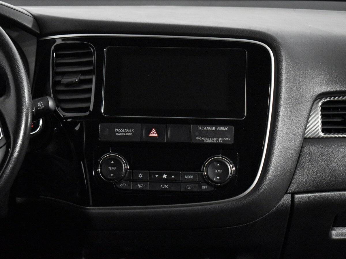 Mitsubishi Outlander, 2018 Фото №16