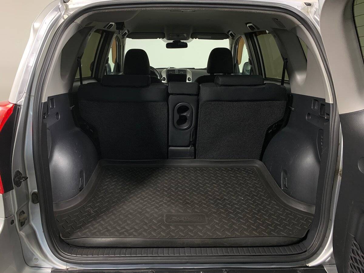 Toyota RAV4, 2010 Фото №19