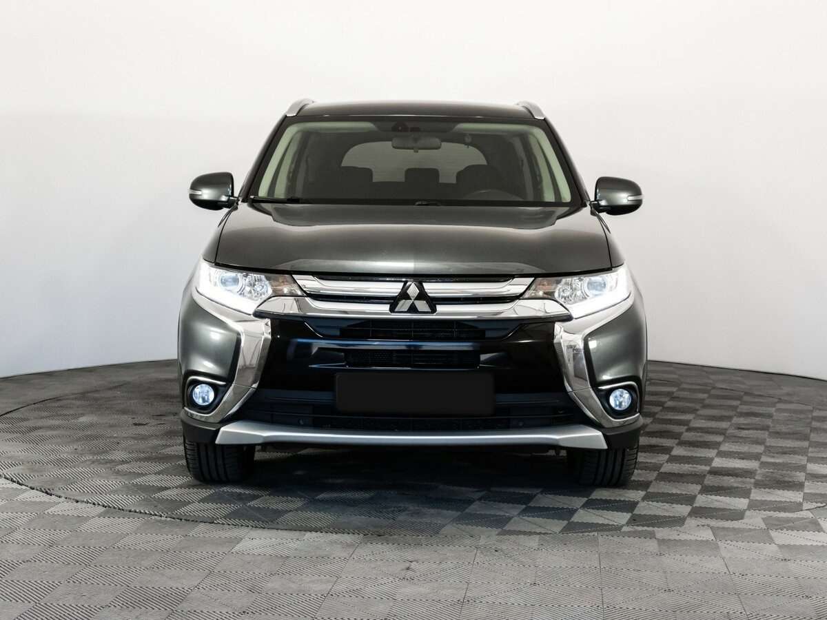 Mitsubishi Outlander, 2018 - 127 154 км. | Фото №2