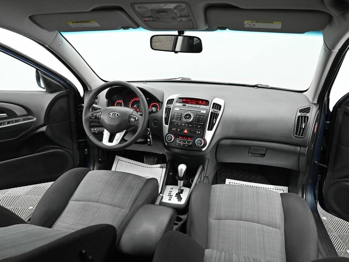 Kia Ceed, 2011 Фото №11