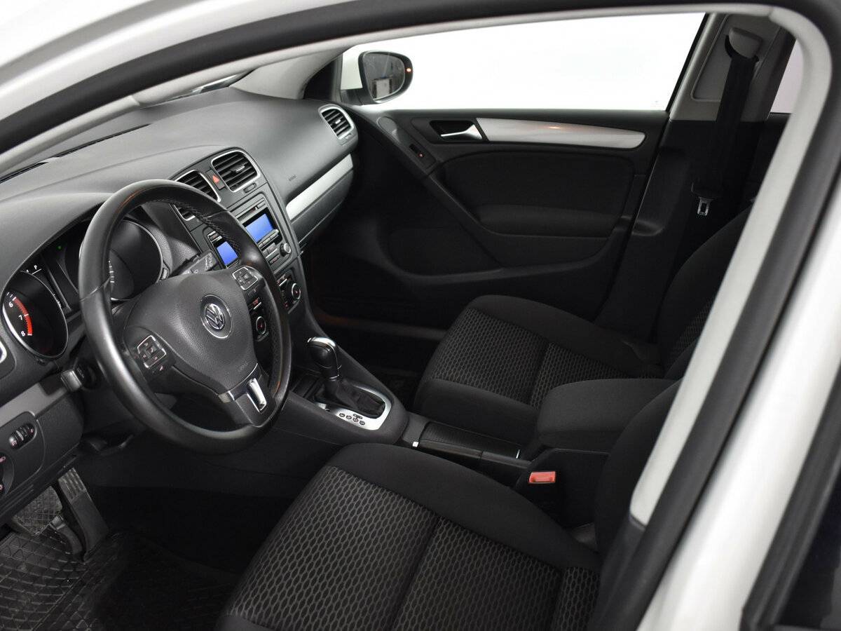 Volkswagen Golf, 2010 Фото №9