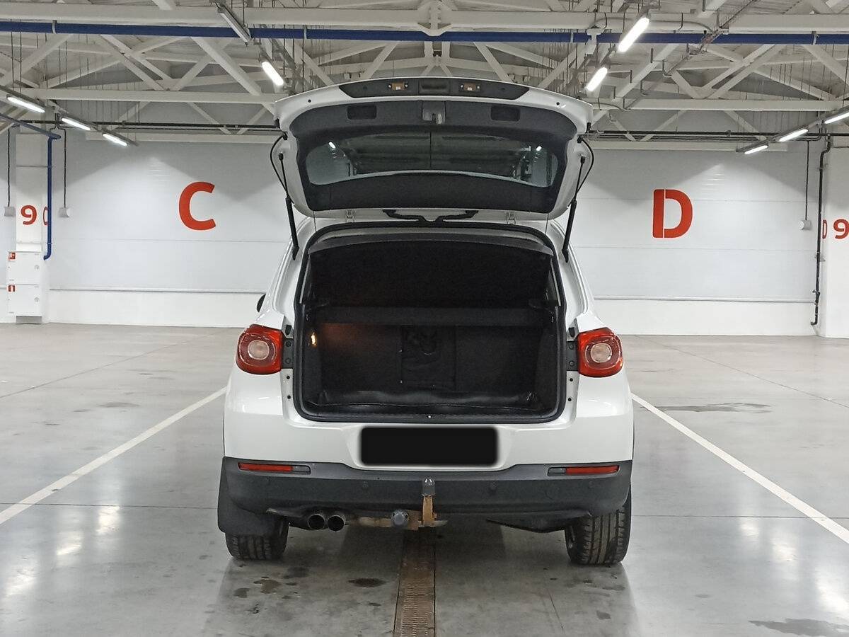 Volkswagen Tiguan, 2010 Фото №10