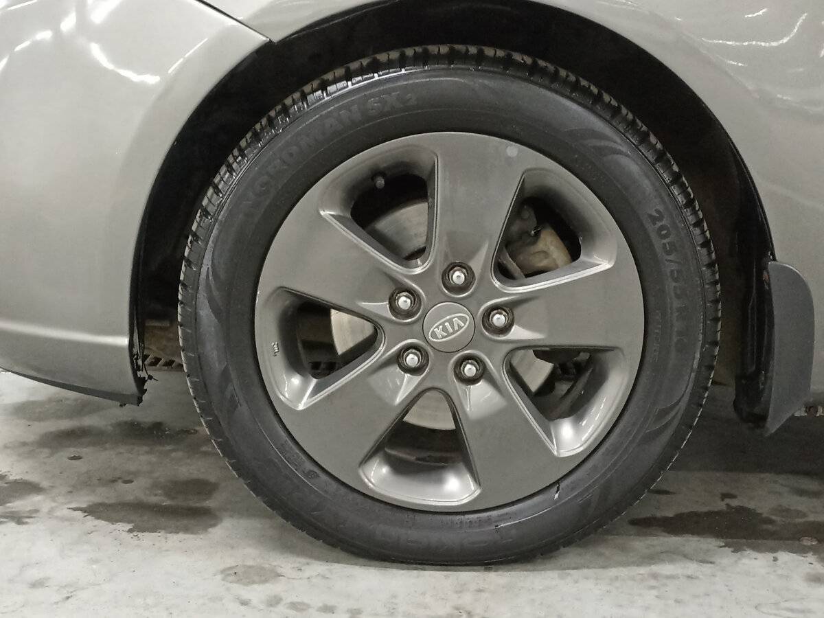 Kia Cerato, 2011 Фото №18