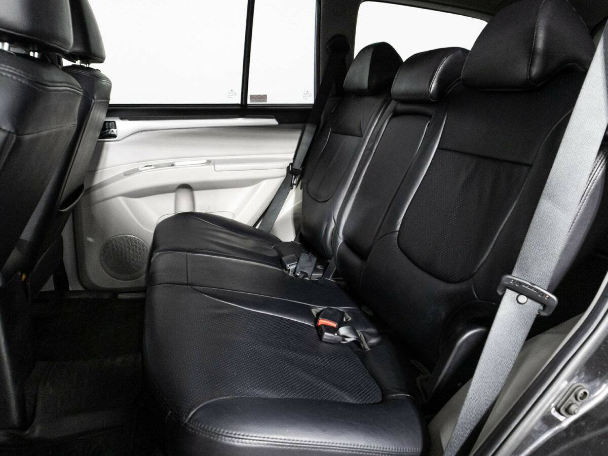 Mitsubishi Pajero Sport, 2011 Фото №10