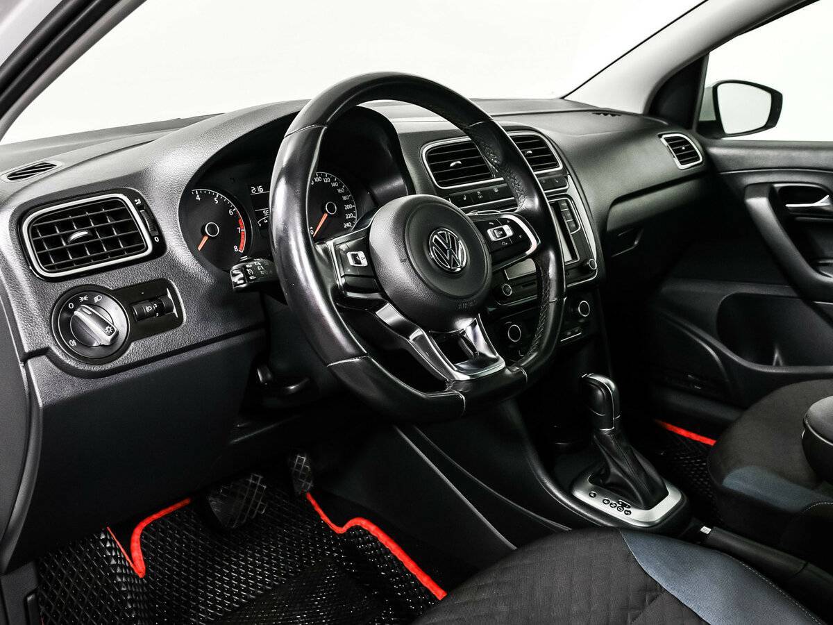 Volkswagen Polo, 2020 Фото №12