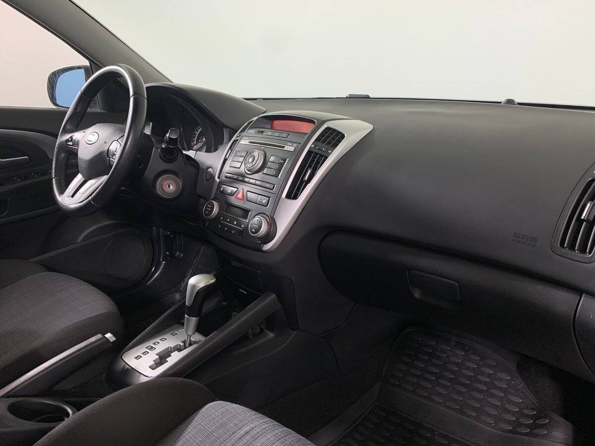 Kia Ceed, 2010 Фото №14