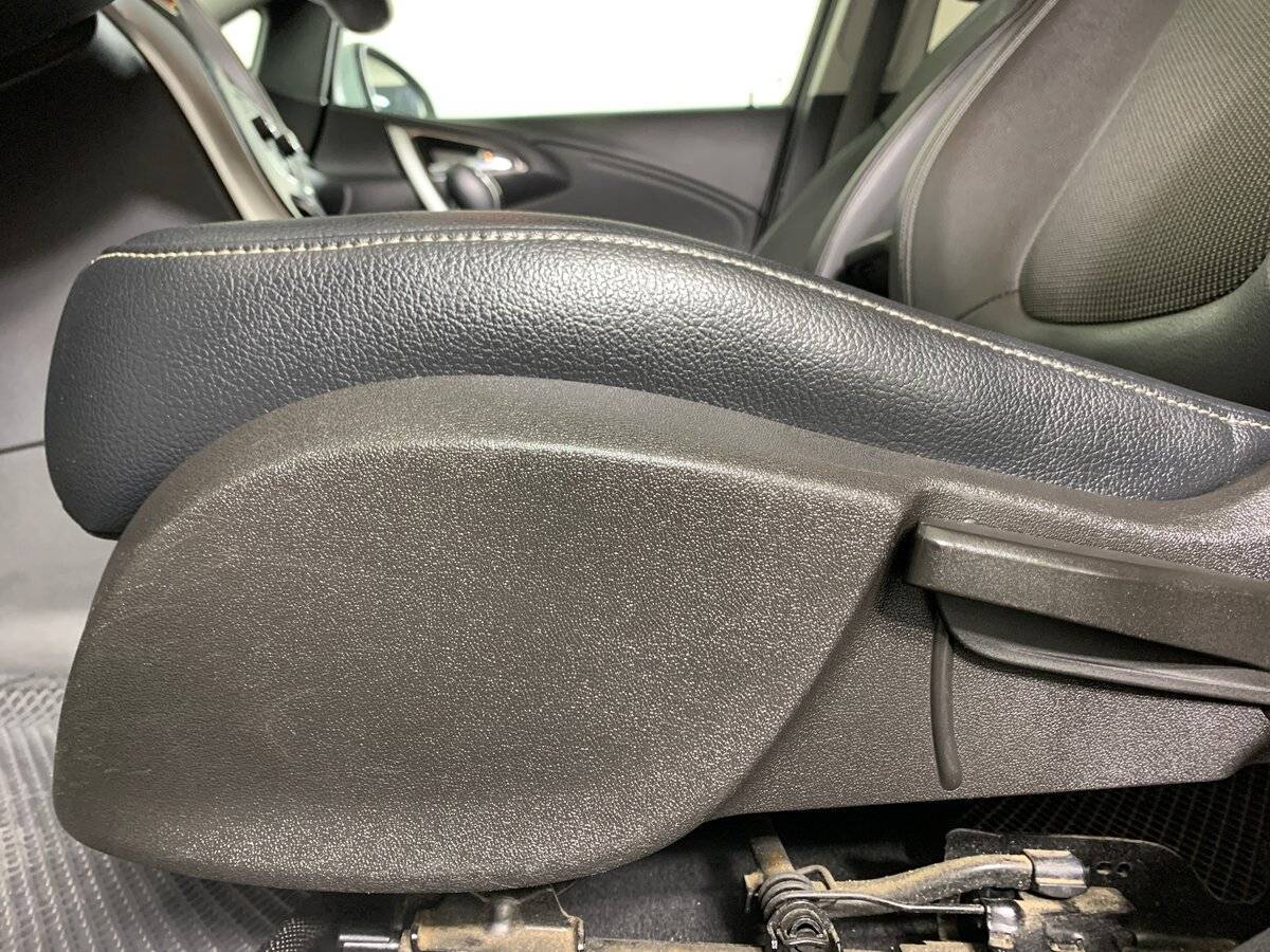 Opel Astra, 2011 Фото №16