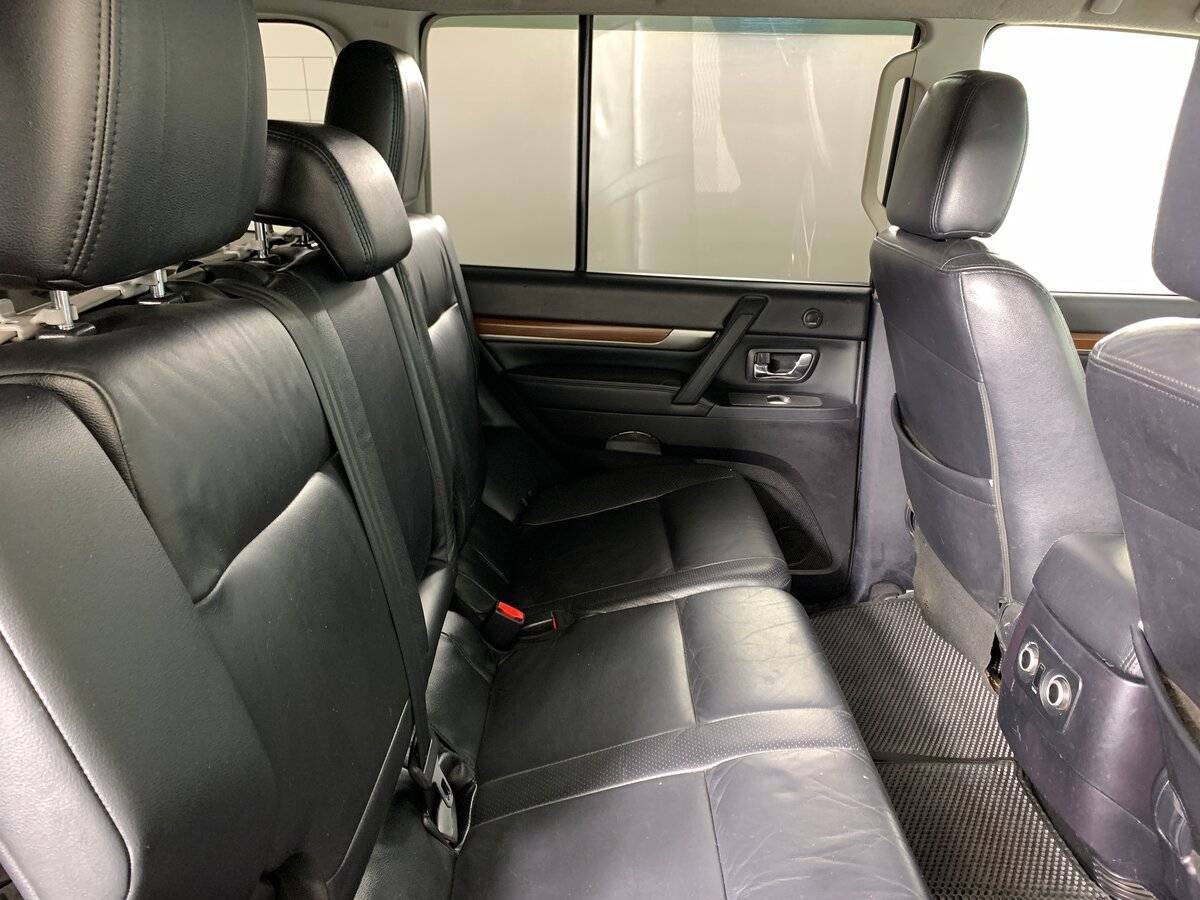 Mitsubishi Pajero, 2008 Фото №17