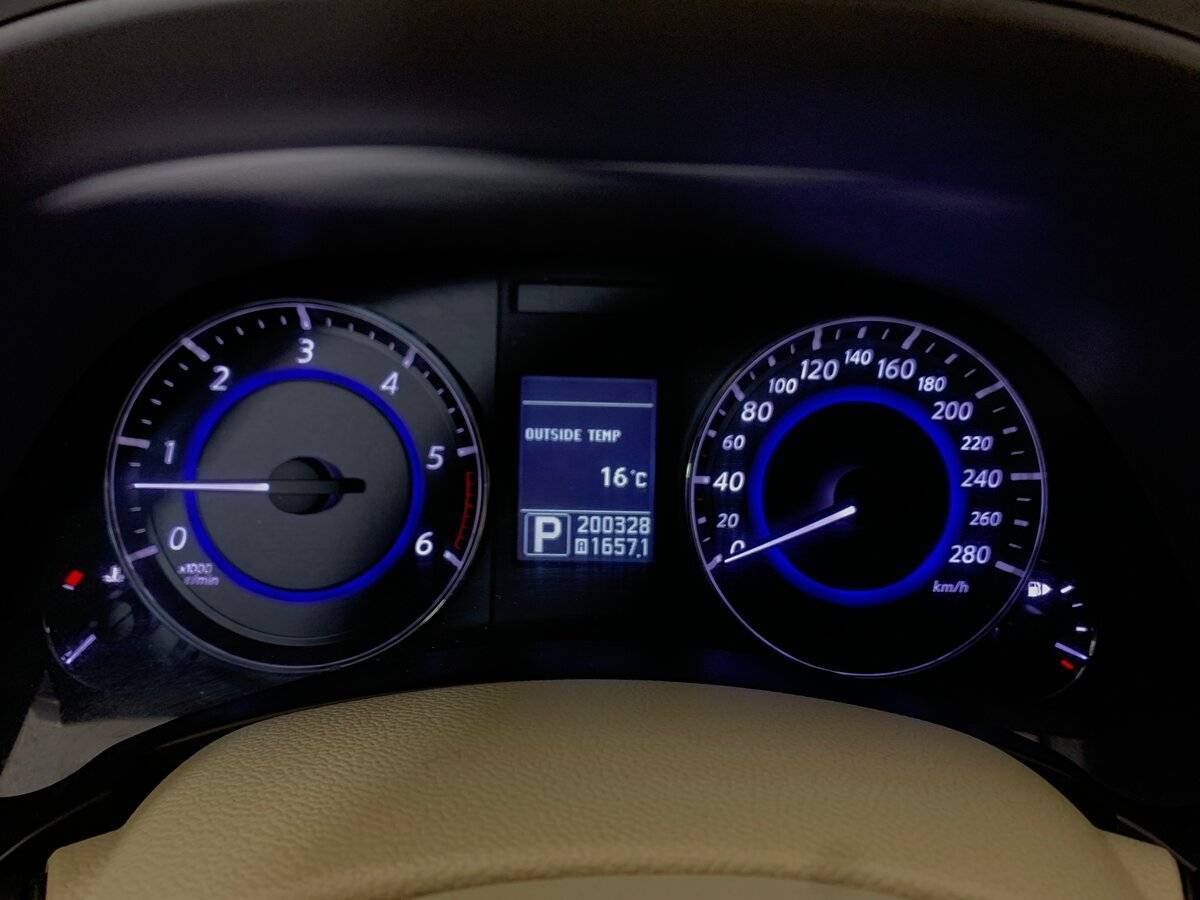 Infiniti FX30d, 2012 Фото №14