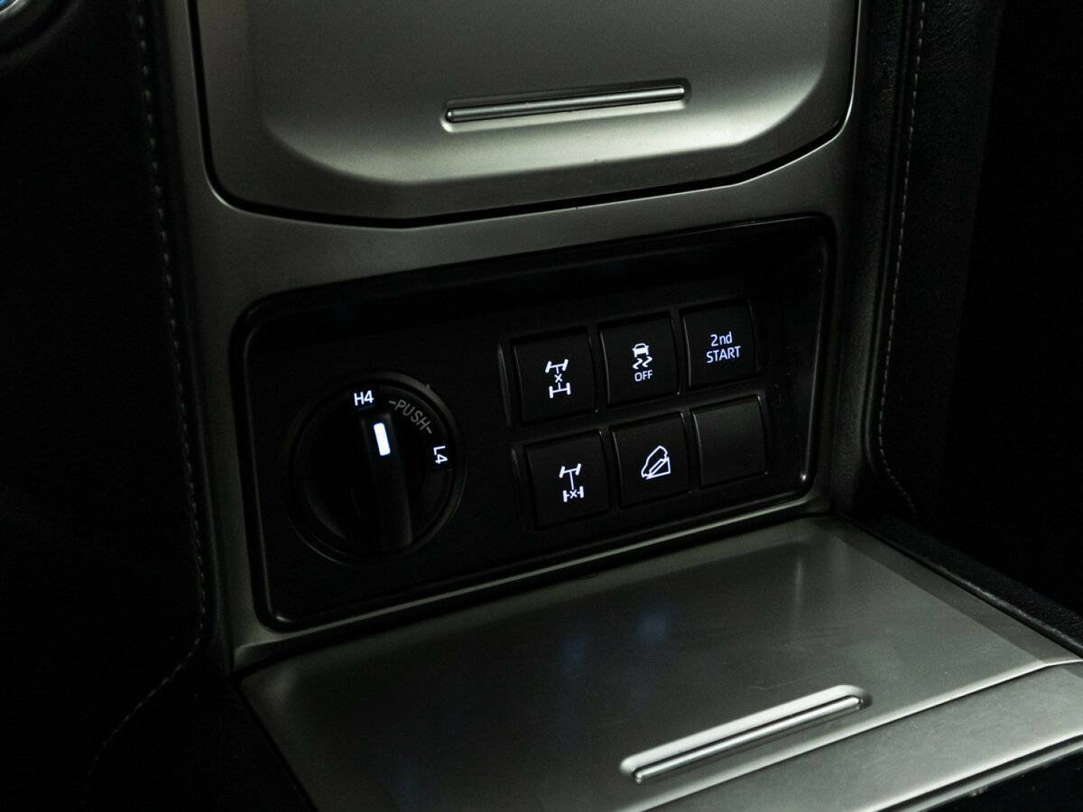 Toyota Land Cruiser Prado, 2019 Фото №20