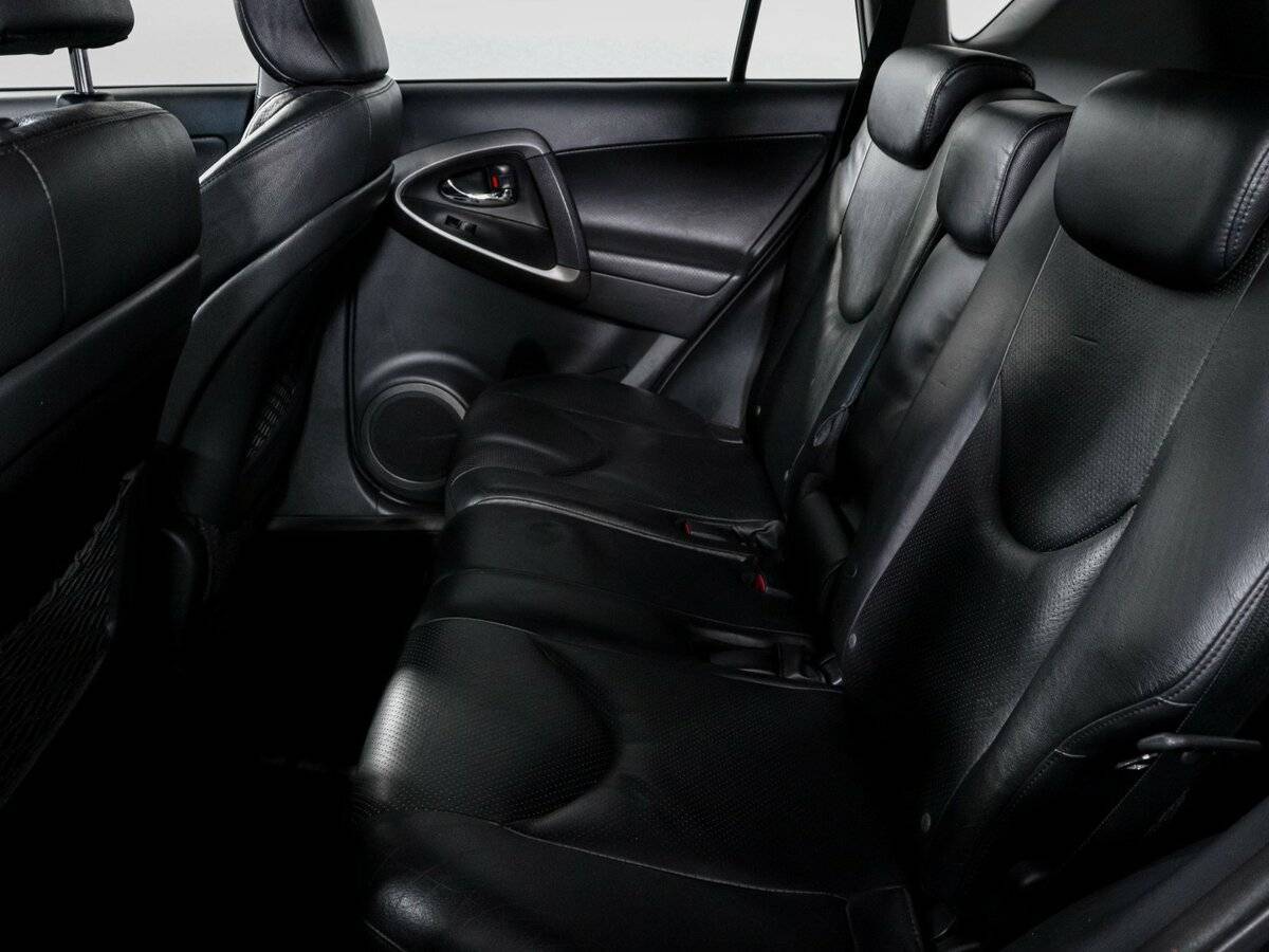 Toyota RAV4, 2010 Фото №10