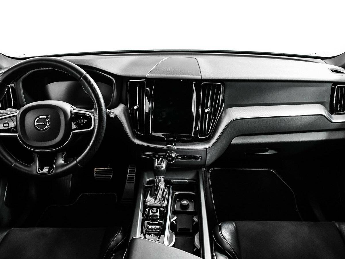 Volvo XC60, 2018 Фото №11