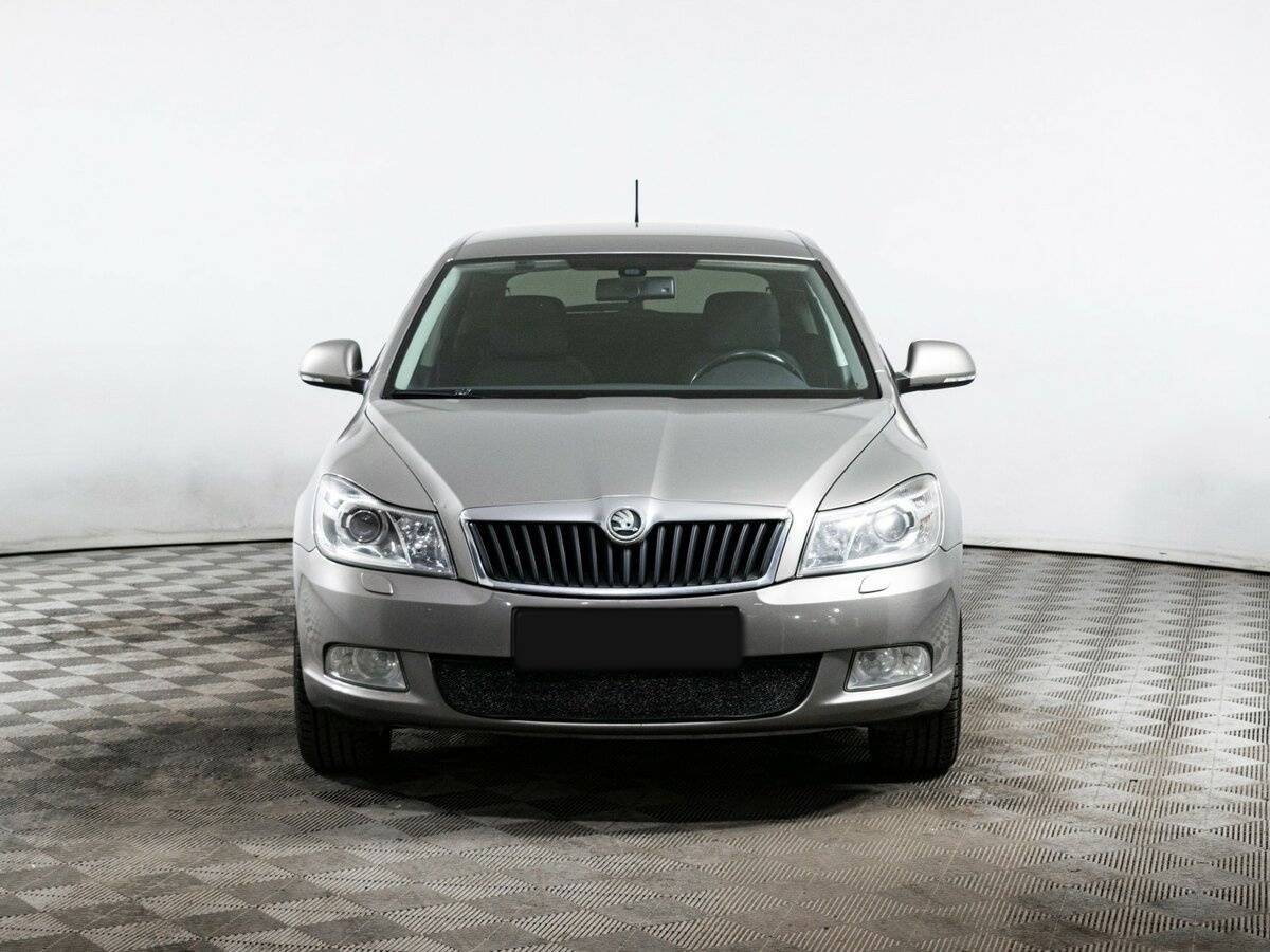Skoda Octavia DSG7, 2011 - 236 000 км. | Фото №2