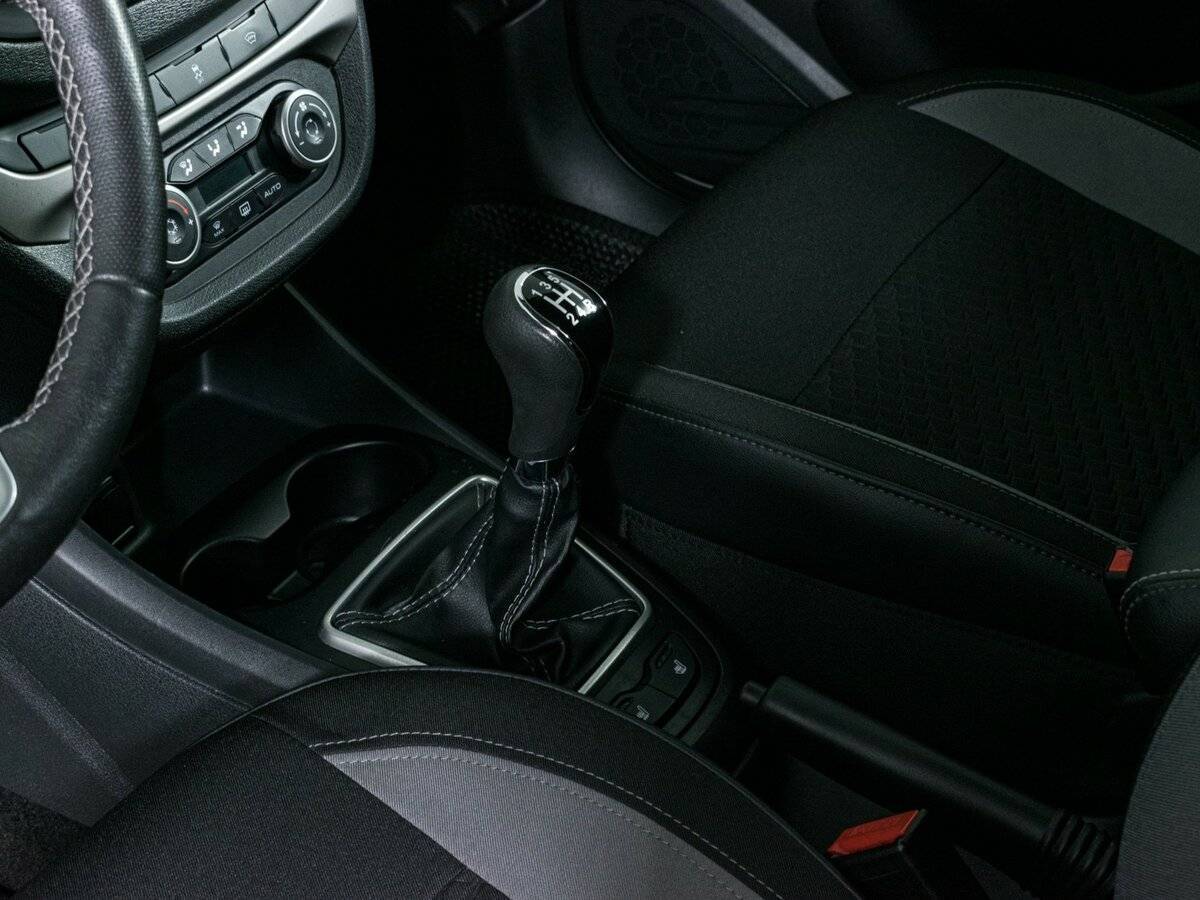 Lada (ВАЗ) Vesta, 2021 Фото №13