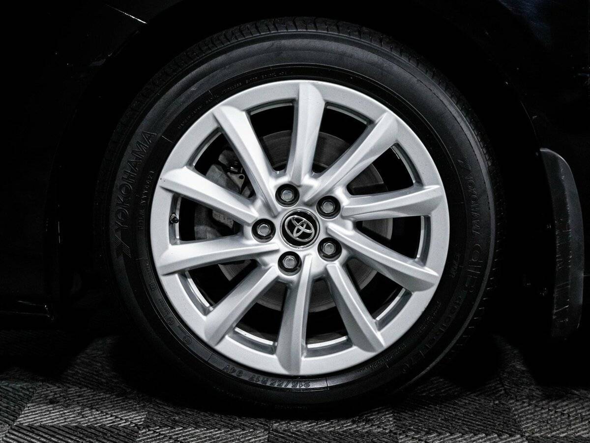 Toyota Camry, 2021 Фото №15