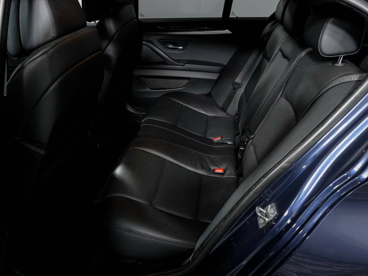 BMW 5 серии 530d xDrive, 2012 Фото №10