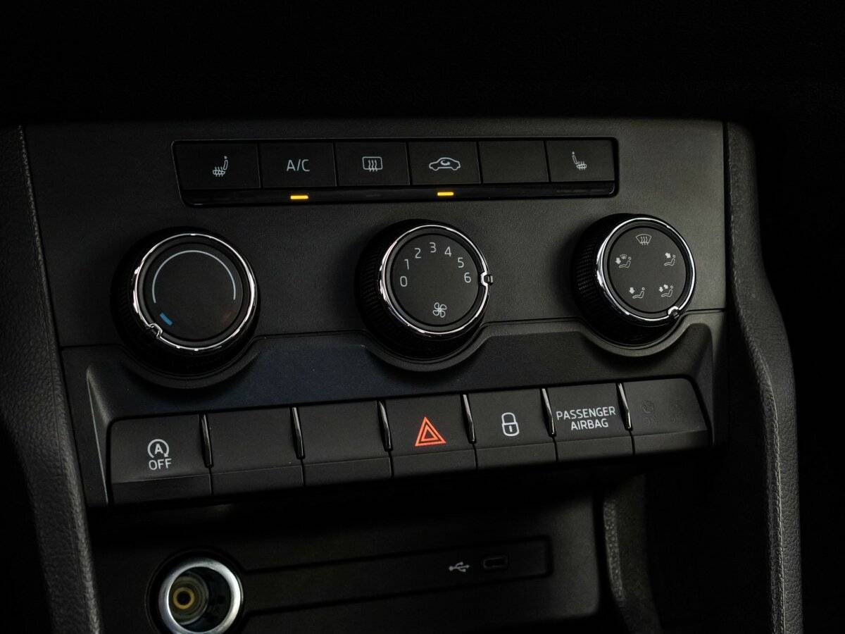 Skoda Karoq, 2021 Фото №16