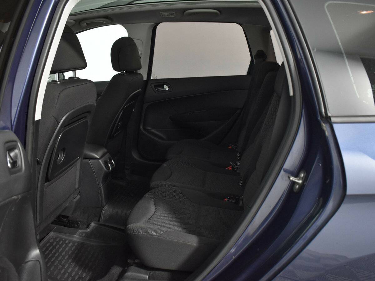 Peugeot 308, 2008 Фото №12