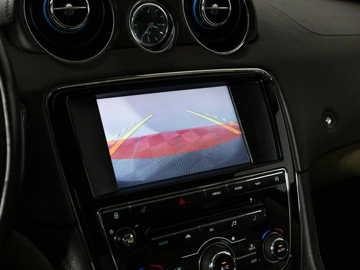 Jaguar XJ, 2014 Фото №21