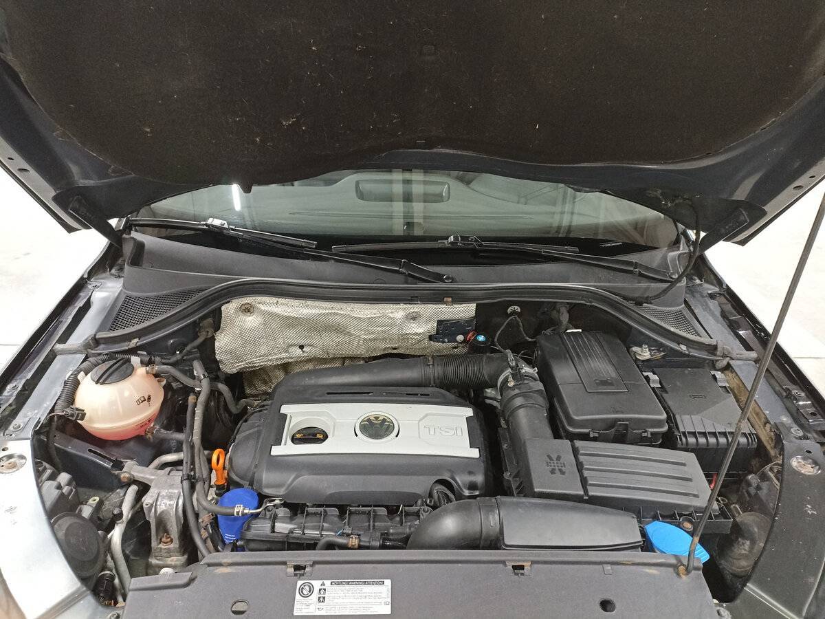 Volkswagen Tiguan, 2009 Фото №9