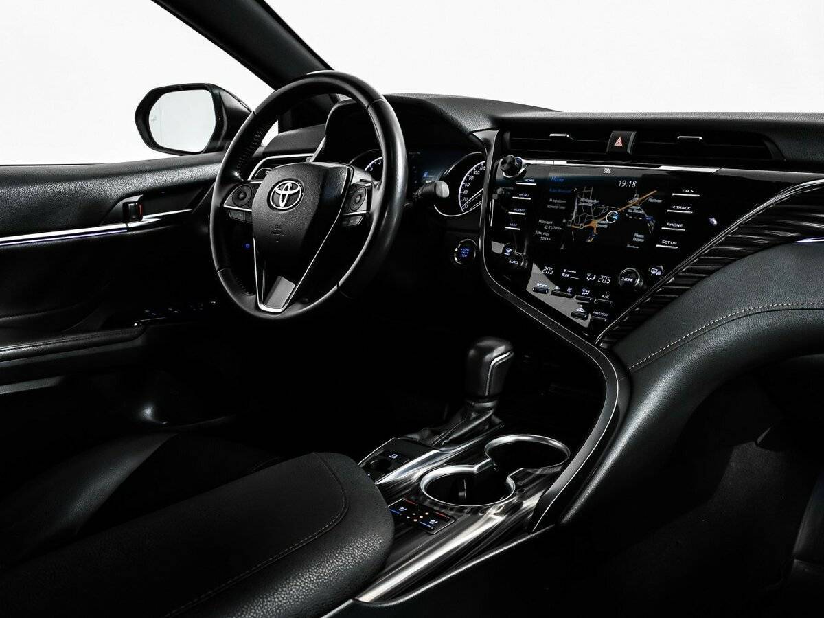 Toyota Camry, 2021 Фото №9